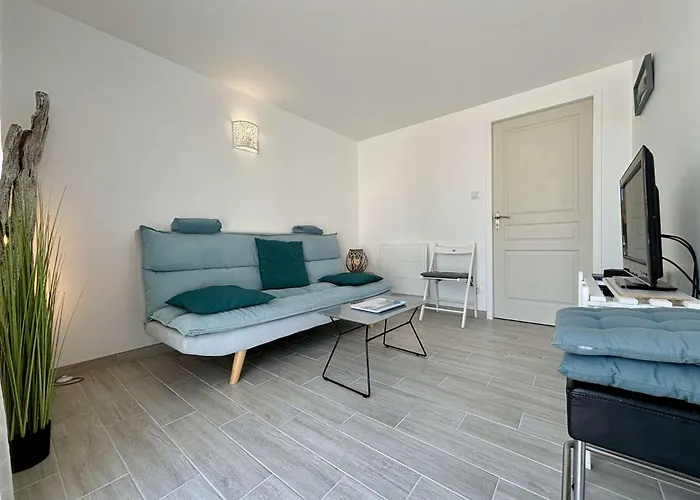 Villa Maison 4 Pieces 6 Couchages Saint-pierre D'oleron Spo000-166 Saint-Pierre-d'Oleron