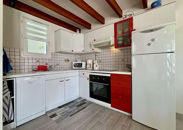 Maison 4 Pieces 6 Couchages Saint-pierre D'oleron Spo000-166 *